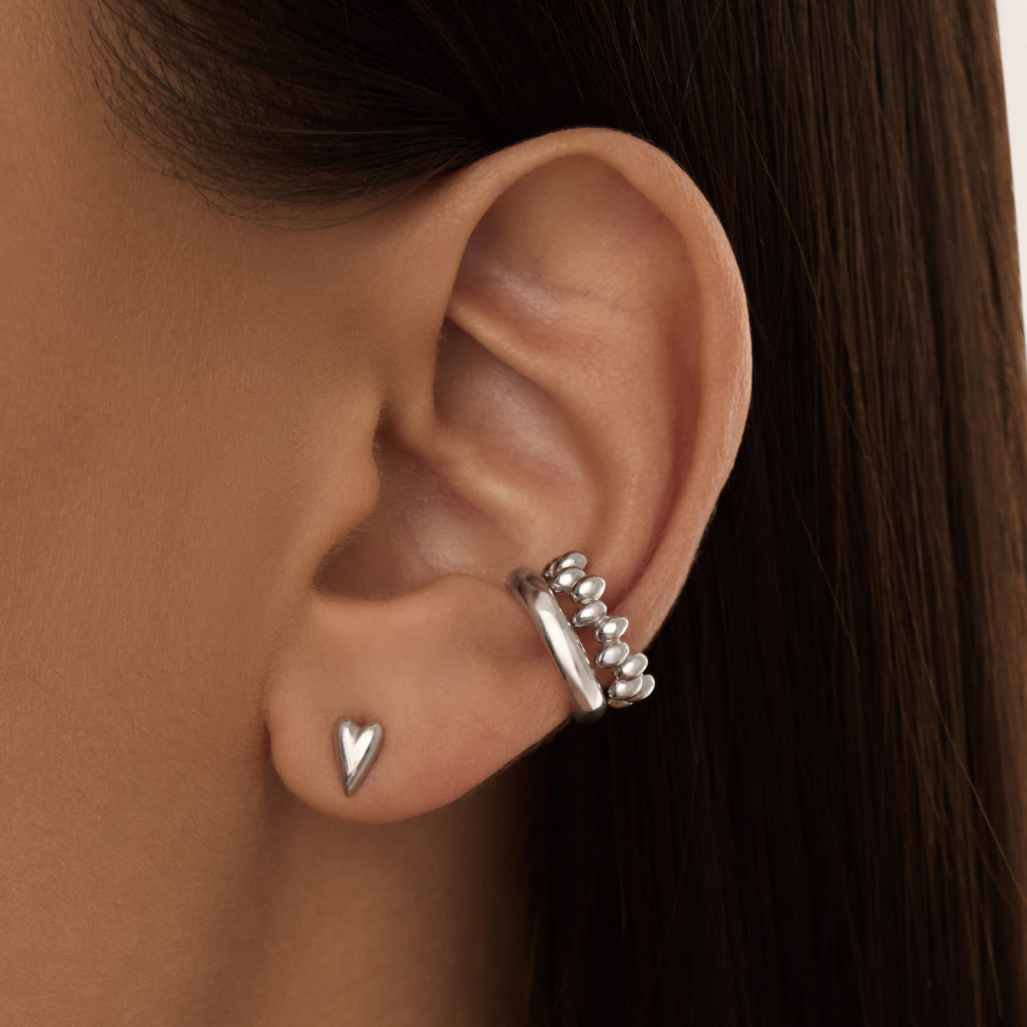 Серебряные серьги-пусеты сердца MIESTILO 