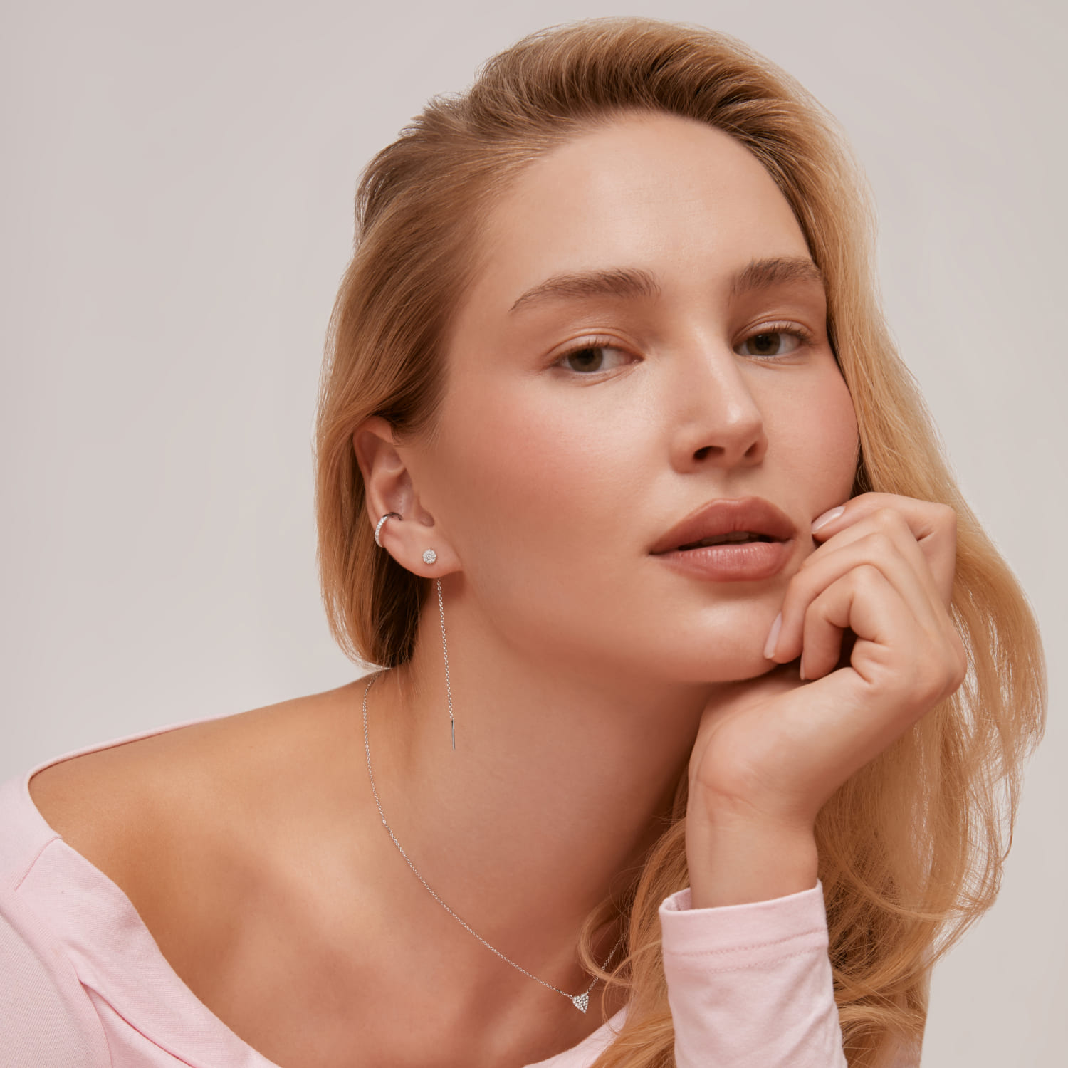 Колье с сердцем из серебра с фианитами