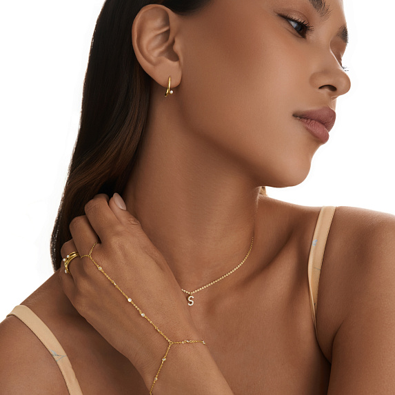 Серебряное колье  в покрытии желтое золото  с буквой S MIESTILO Miestilo