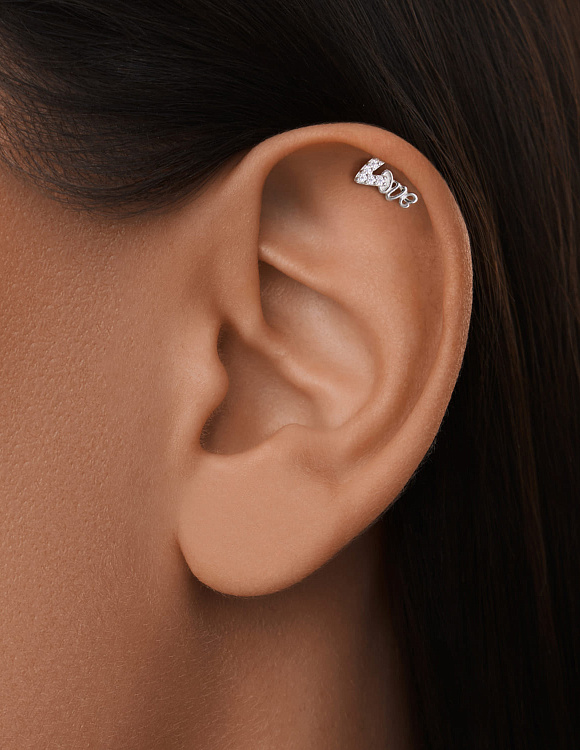 Пирсинг LOVE из серебра с фианитами Miestilo