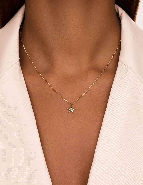 Колье с подвеской в виде миниатюрной морской звезды Miestilo