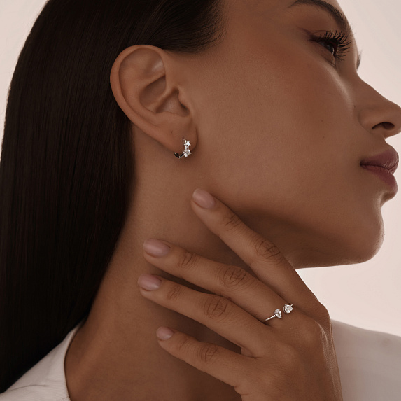 Серебряное кольцо с фианитами сердце и груша Miestilo