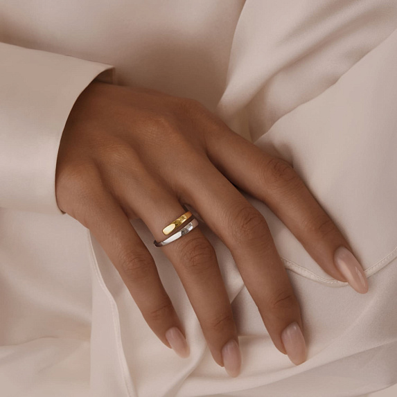 Серебряное кольцо биколор Miestilo
