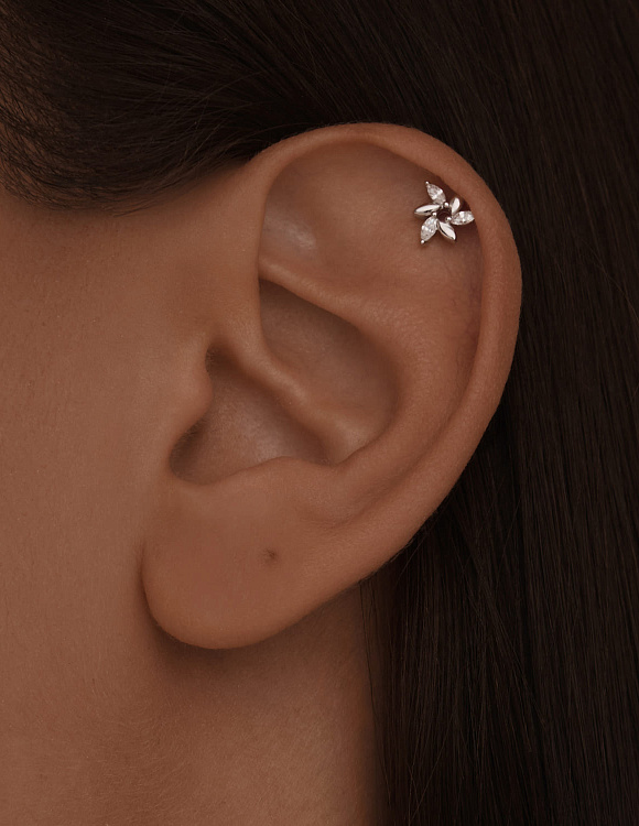 Серебряный пирсинг шестилистник Miestilo