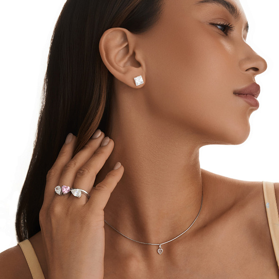Серьги пусеты 8*8  Белыми фианитами Miestilo