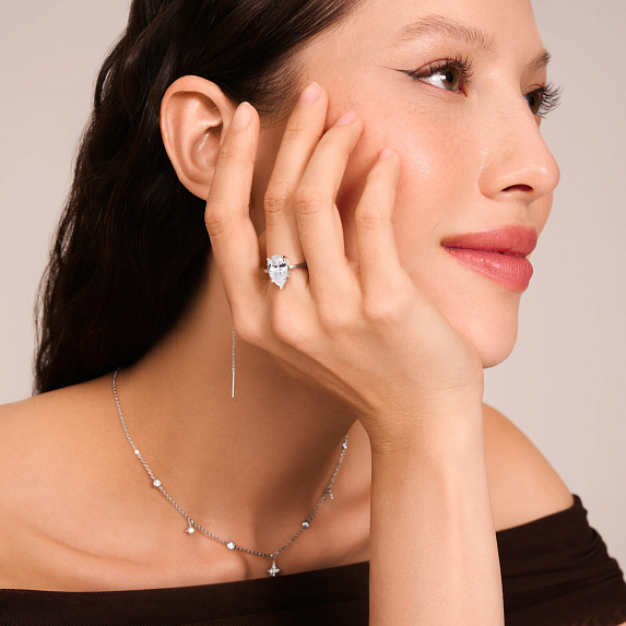 Серебряное кольцо с фианитом в огранке груша Miestilo