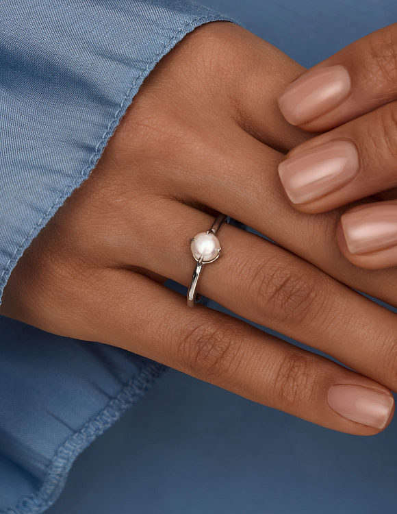 Серебряное кольцо с синтетическим жемчугом 6мм Miestilo