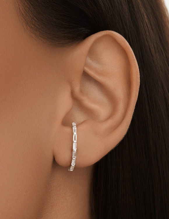 Серьги скобы с белыми фианитами в огранке багет Miestilo