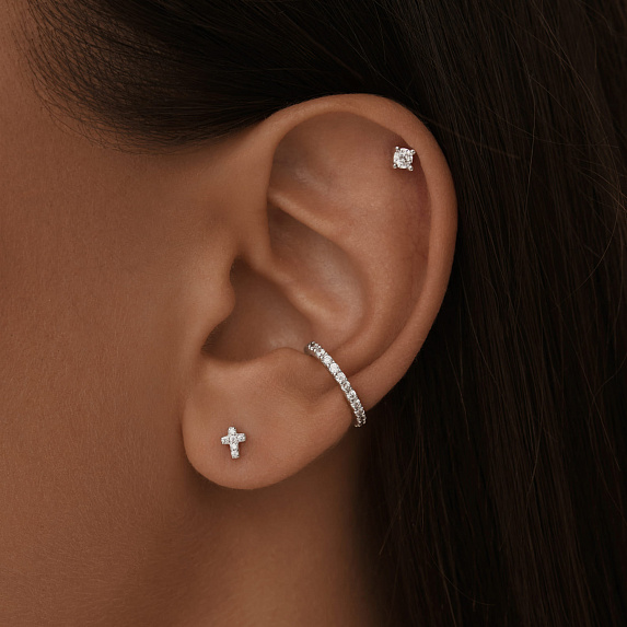 Серебряный кафф с фианитами Miestilo