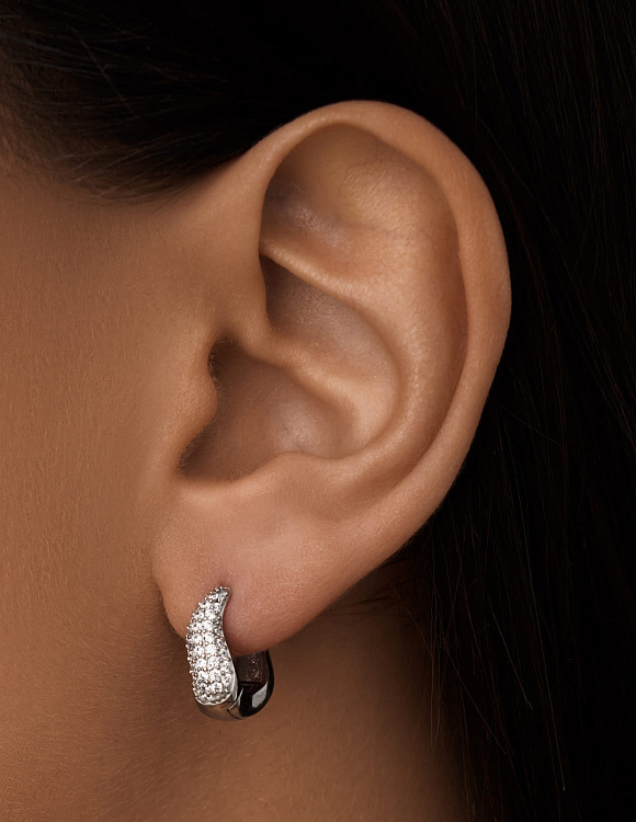 Серебряные серьги-кольца волна с фианитами Miestilo