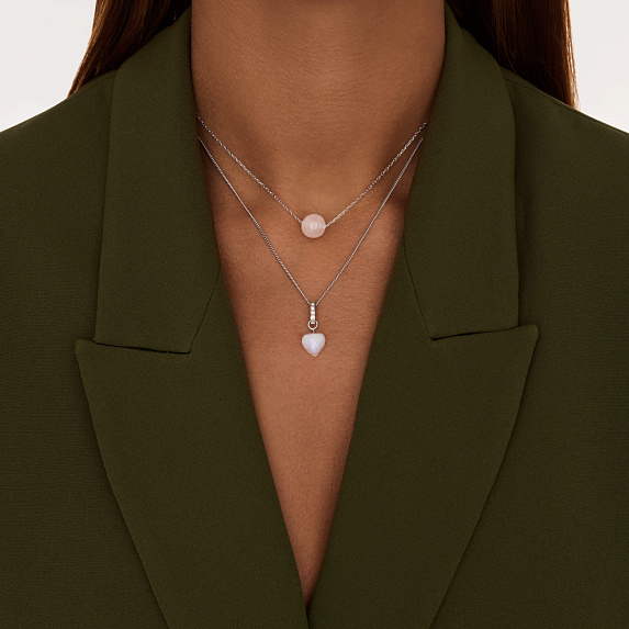 Серебряное колье с подвеской из натурального лунного камня и фианитов Miestilo