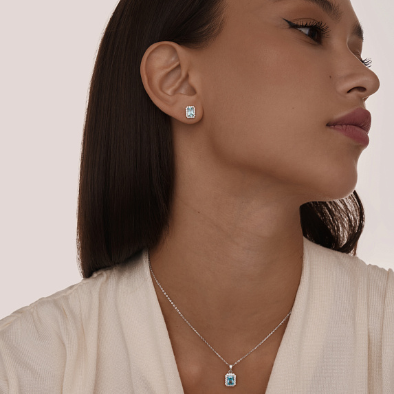 Серебряное колье с фианитами Miestilo