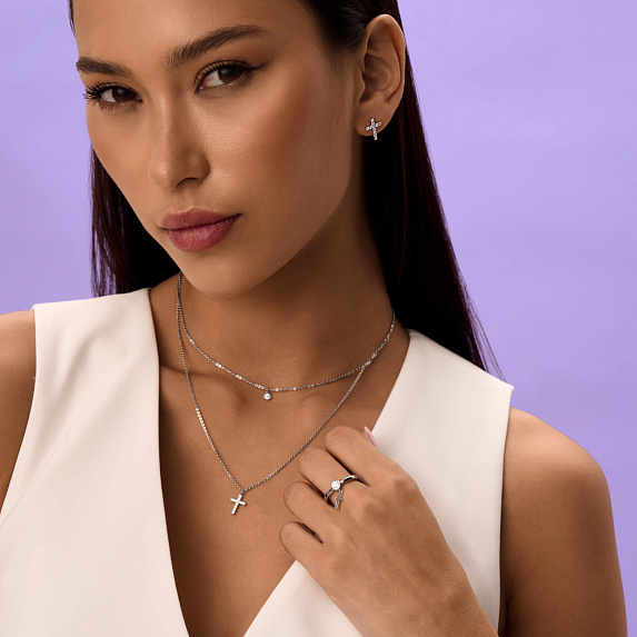 Серебряное колье с крестом и фианитами Miestilo