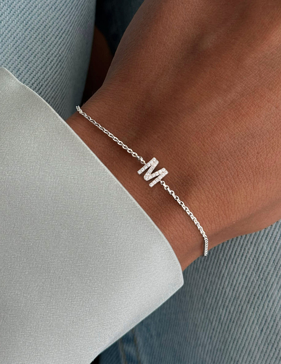 Серебряный браслет с буквой М MIESTILO Miestilo