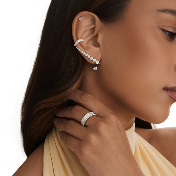 Серебряное широкое кольцо с фианитами Miestilo