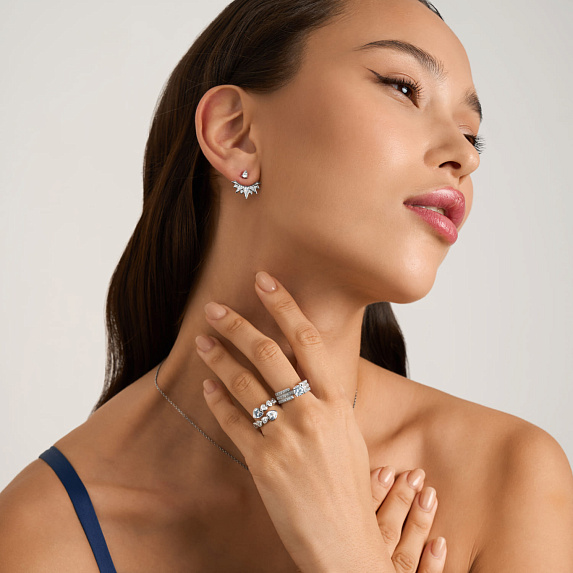 Серебряное кольцо с фианитами Miestilo