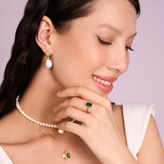 Серебряные серьги ракушки с натуральным жемчугом Miestilo