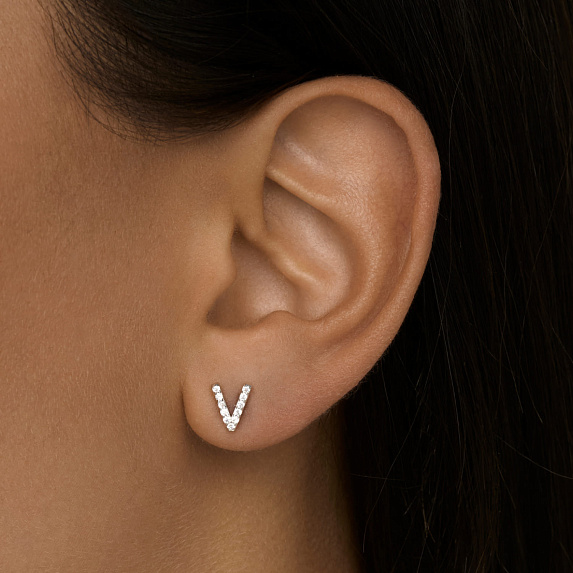 Моносерьга серебро 925 гвоздик c буквой V Miestilo