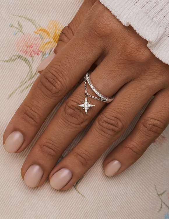 Серебряное кольцо Исида с фианитами Miestilo