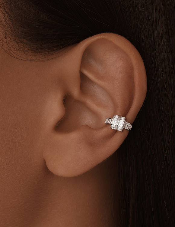 Серебряный кафф с фианитами Miestilo