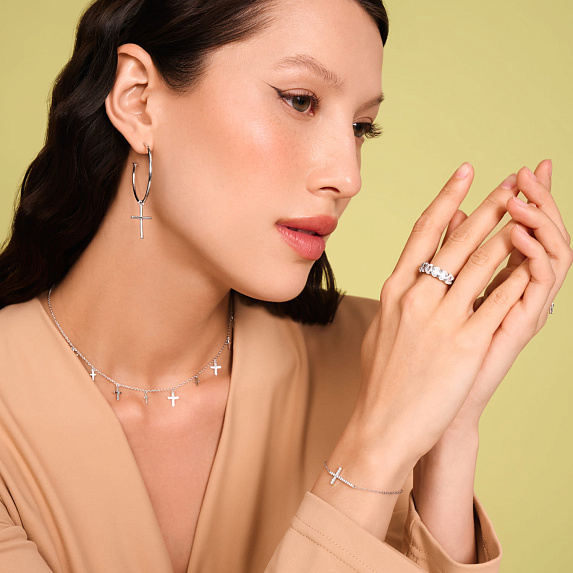 Серебряный браслет с крестом и фианитами Miestilo