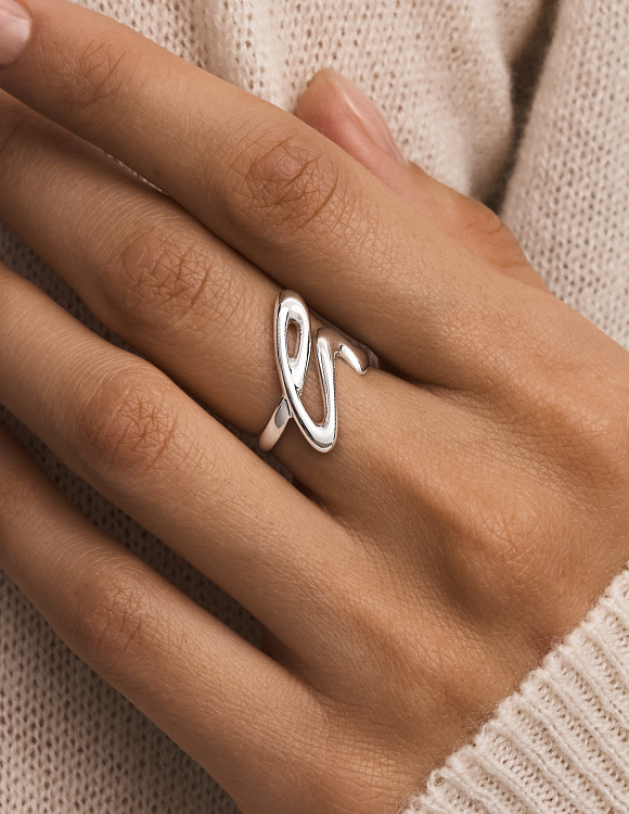 Серебряное разомкнутое кольцо с витком Miestilo