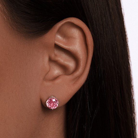 Серебряные серьги гвоздики с фианитом в огранке роза Miestilo