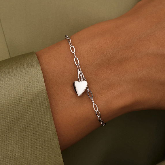 Серебряный браслет с подвеской сердце Miestilo