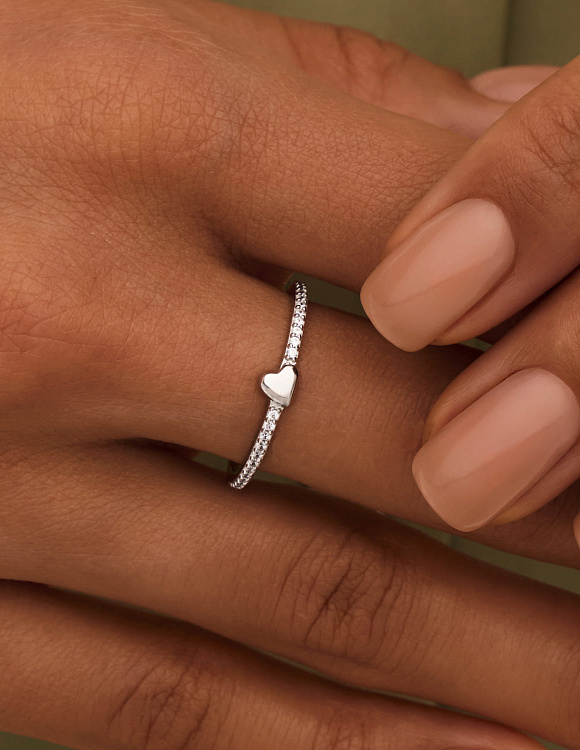 Рельевное серебряное кольцо с сердцем Miestilo