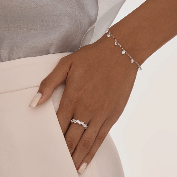 Серебряное кольцо с фианитами в огранке маркиз Miestilo