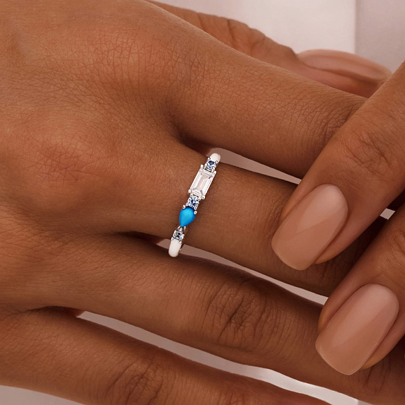 Серебряное кольцо с искуственной бирюзой и фианитами Miestilo