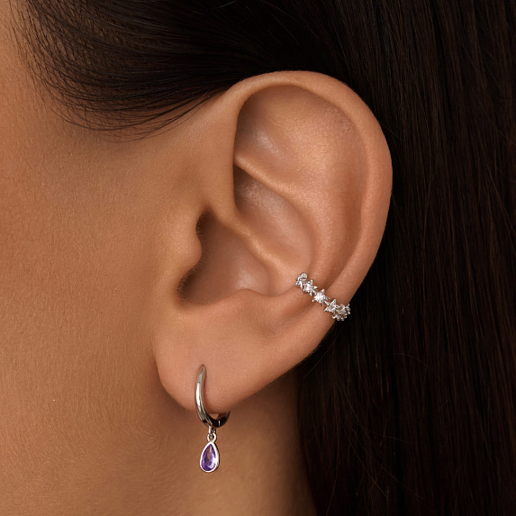 Серебряные серьги-подвесы с фиолетовыми фианитами в форме капли Miestilo