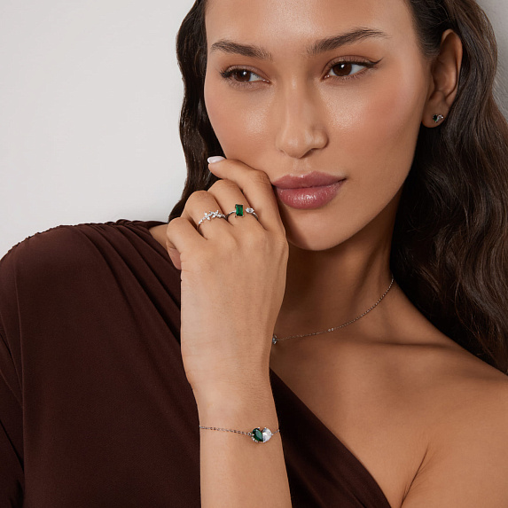 Серебряное кольцо с фианитами Miestilo