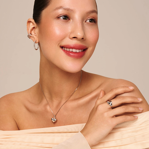 Серебряное кольцо сердце без вставок Miestilo