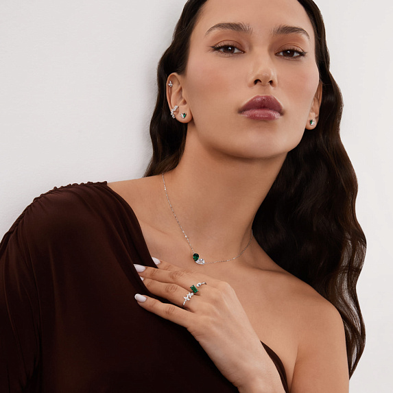Серебряное колье с фианитами в огранке груша Miestilo