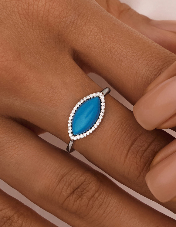 Серебряное кольцо с искуственной бирюзой и фианитами Miestilo