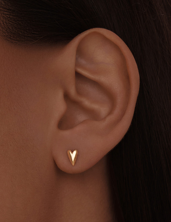 Серьги гвоздики серебро 925 женские сердечки в позолоте Miestilo