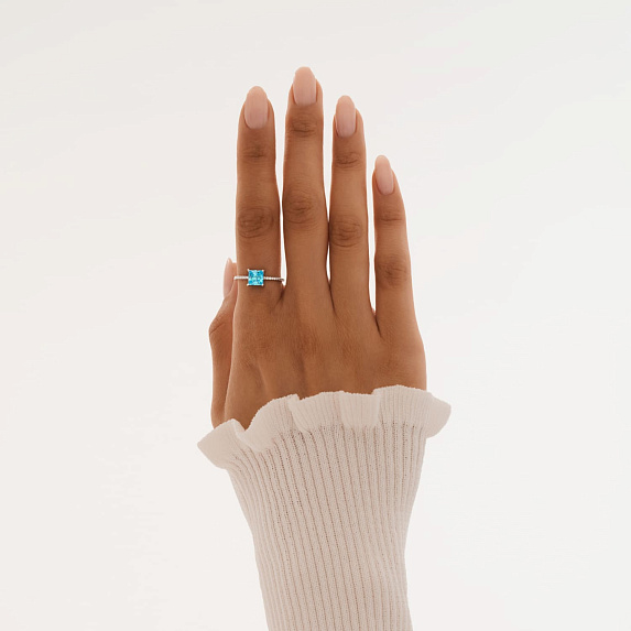 Серебряное кольцо с голубым фианитом Miestilo