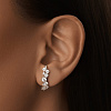Серьги скобы из серебра с фианитами Miestilo