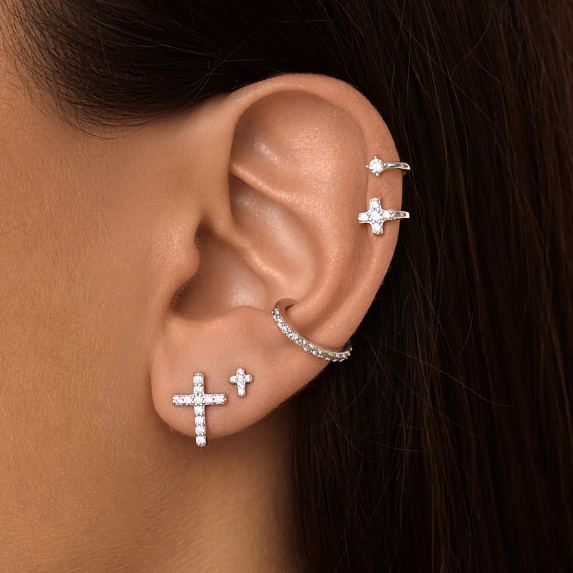 Серебряные серьги с крестом и фианитами Miestilo
