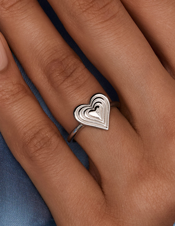 Серебярное кольцо Сердце без вставток Miestilo