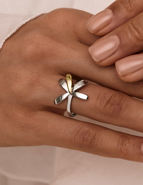 Серебряное кольцо биколор цветок Miestilo