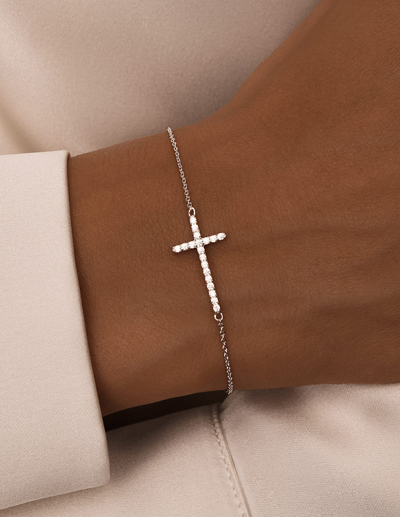 Серебряный браслет с крестом и фианитами Miestilo