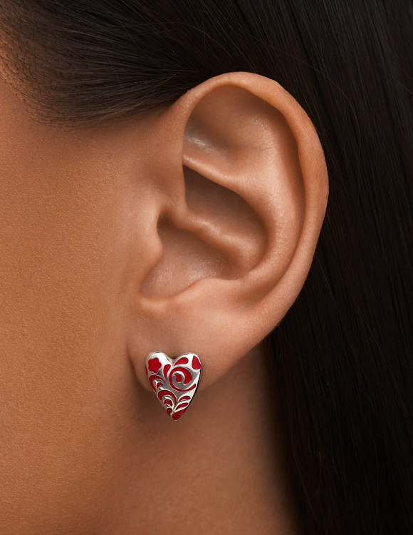 Серебряные серьги в виде сердечек с красным узором РУССКИЙ КОД Miestilo