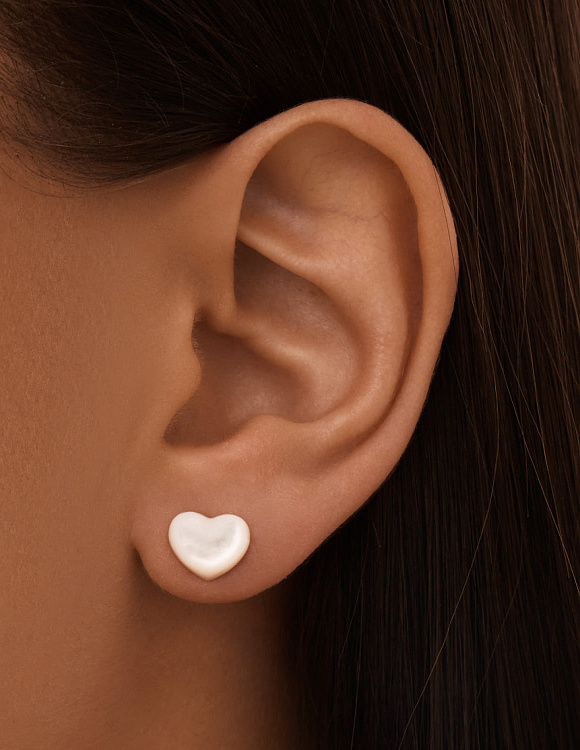 Элегантные пусеты с жемчужиной в виде сердца Miestilo