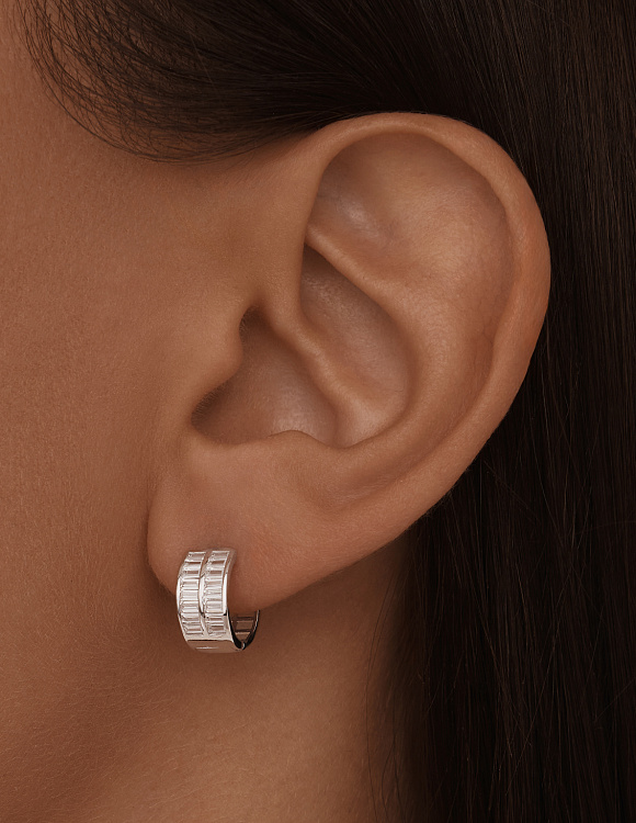 Серебряные серьги кольца с фианитами Miestilo