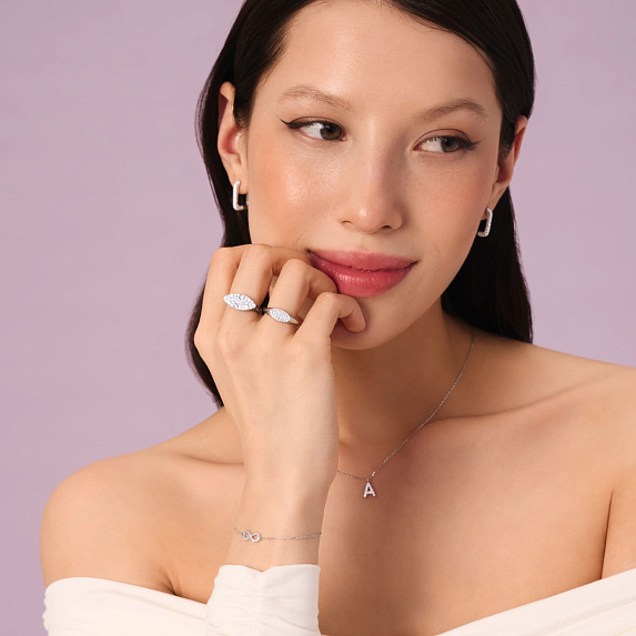 Серебряное кольцо с россыпью фианитов Miestilo