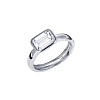 Серебряное кольцо с фианитом в огранке эмеральд Miestilo
