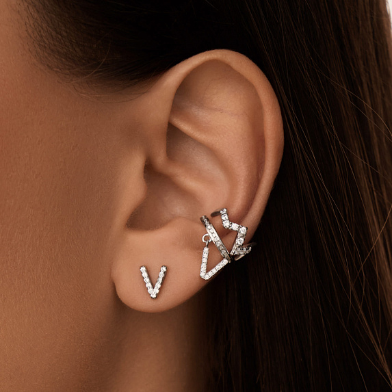 Серьга кафф серебро 925 моносерьга серебряная с буквой V Miestilo