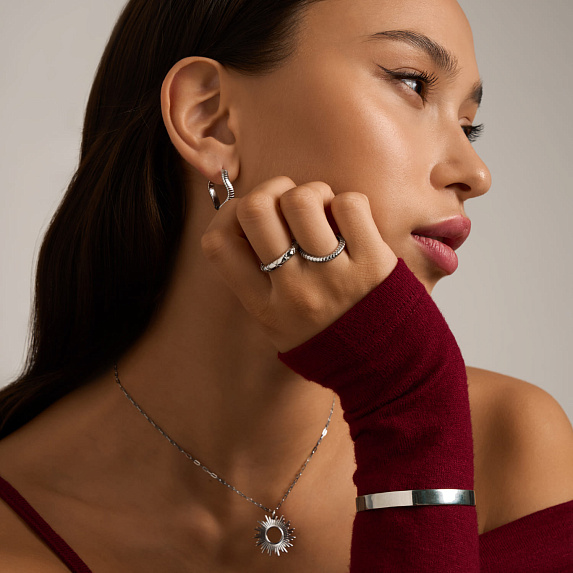 Серебряное кольцо Miestilo